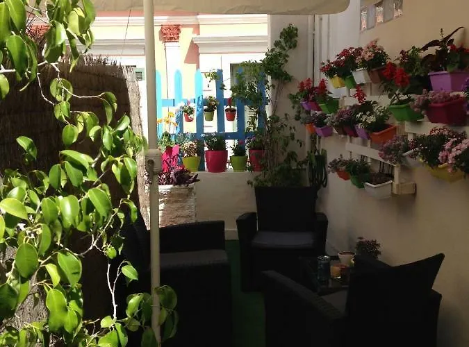 Mmebassia Ханья