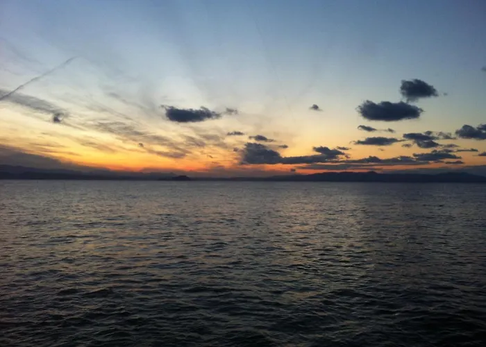 住宿加早餐酒店 Mmebassia 3*